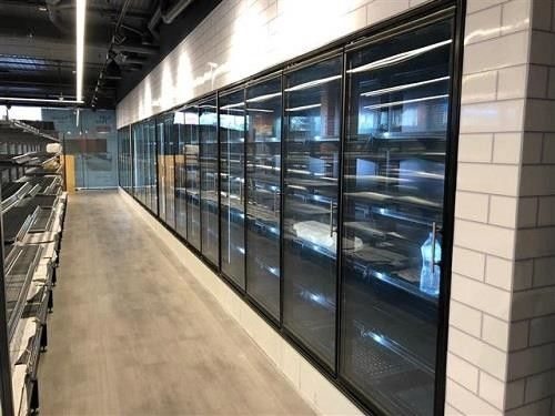 Tipo Slimline preto da porta do vidro do congelador da posição inoxidável