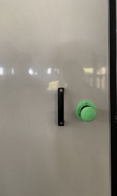 Porta para a caminhada no refrigerador, porta da substituição do quadro 3 tomado partido da substituição do quadro 4 tomado partido para a caminhada no congelador