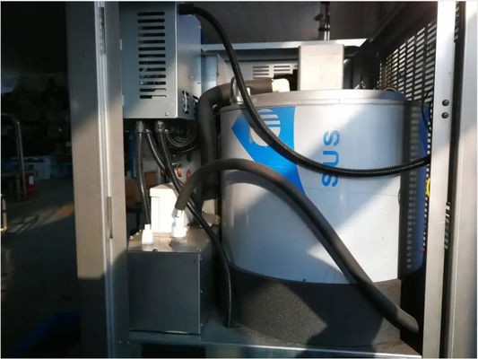 Consumo 300kg/24h fresco da baixa potência da grande quantidade de máquina de gelo do floco de Sk-033 Commerical