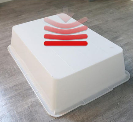 Caixa de armazenamento de plástico branco retangular sem tampa